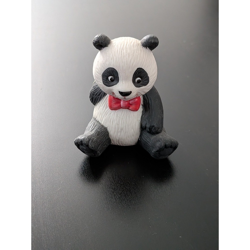 Vintage Avon‎ Panda Bear Figure 2" Sitting With Flowers Porcelain